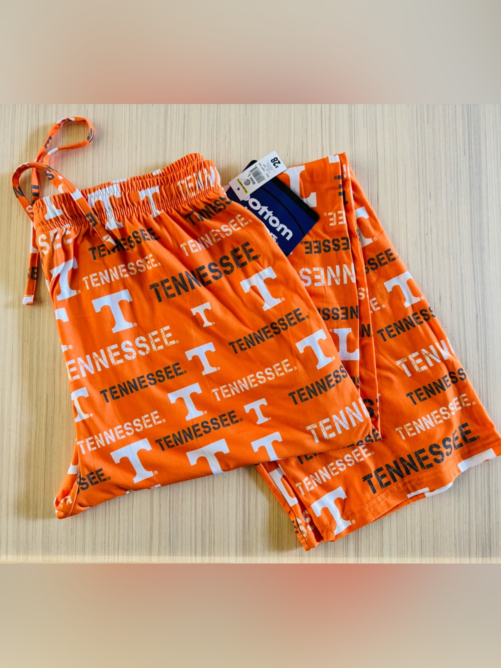 NWT University of Tennessee Licensed Collegiate Knit Pants - Picture 3 of 11